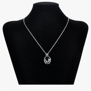 Lureme Daywalking Katherine Necklace Pendant Charm
Necklace-Royal Blue